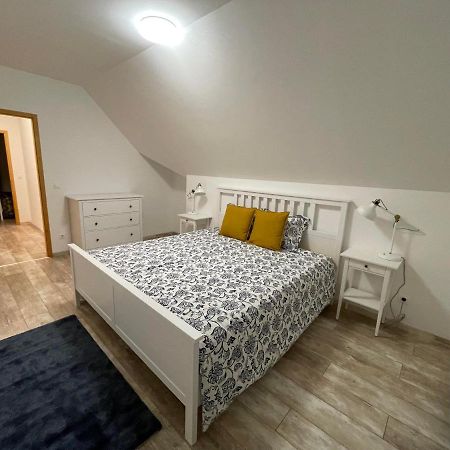 Taverna Apartman Monor Dış mekan fotoğraf