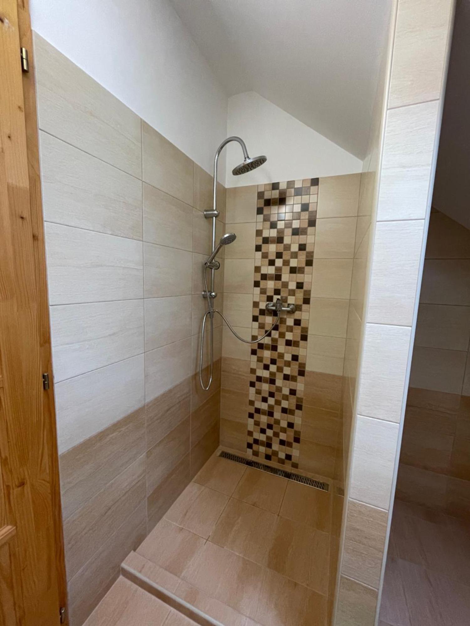 Taverna Apartman Monor Dış mekan fotoğraf