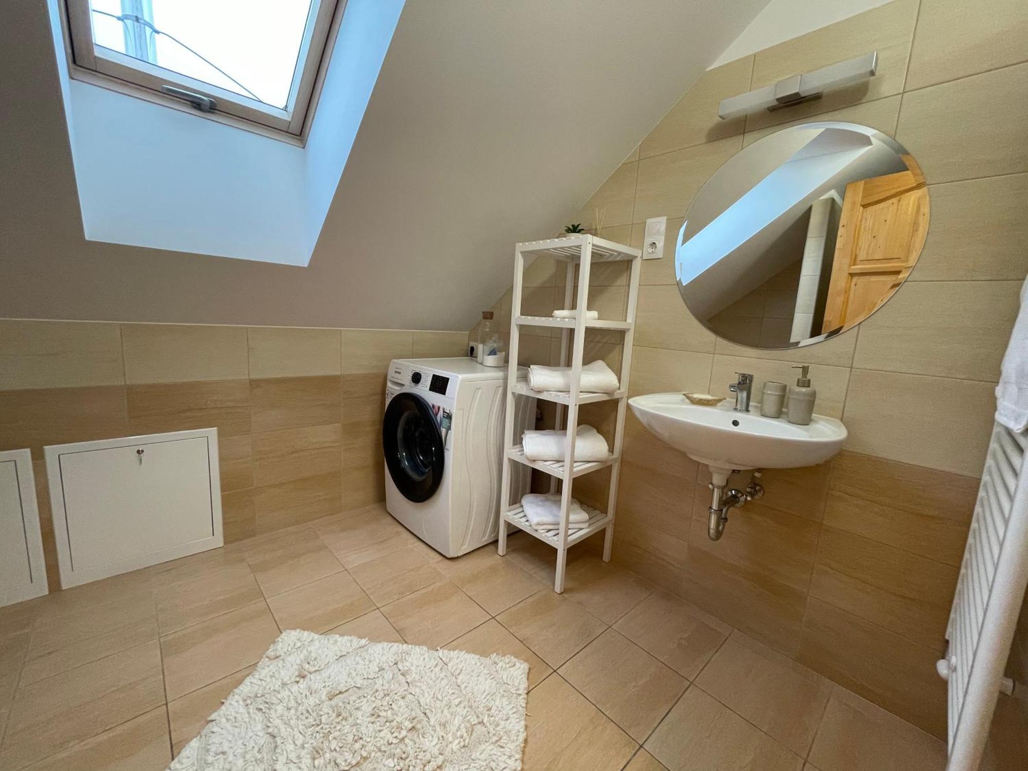 Taverna Apartman Monor Dış mekan fotoğraf